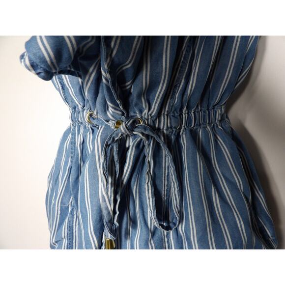 Altar'd State Medium Top Vest Blue White Vertical Stripe Tie Cinch Old Money - Picture 15 of 16